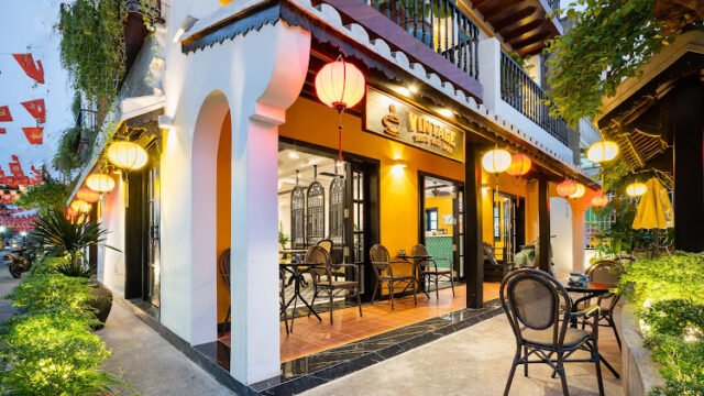Vintage Taste Deli Cafe Hoi An
