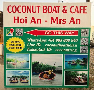Coconut Boat & Cafe Hoi An - Mrs An