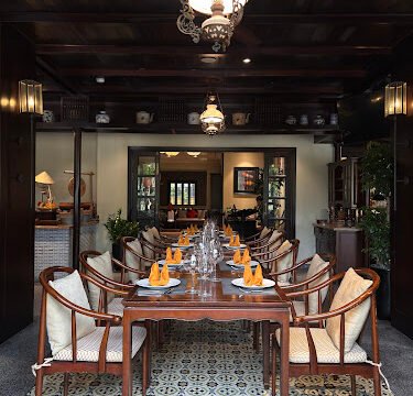 Traders Waterfront Restaurant