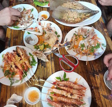 Nhà Hàng Biển An Bàng- Hùng Restaurant Seafood