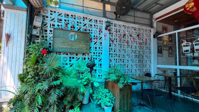 Nha Na Coffee- Breakfast & Brunch