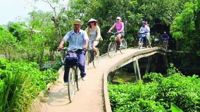 SUNRISE TOUR -Bicycle Tour Hoi An -Motorbike Tour & MY SON Tour