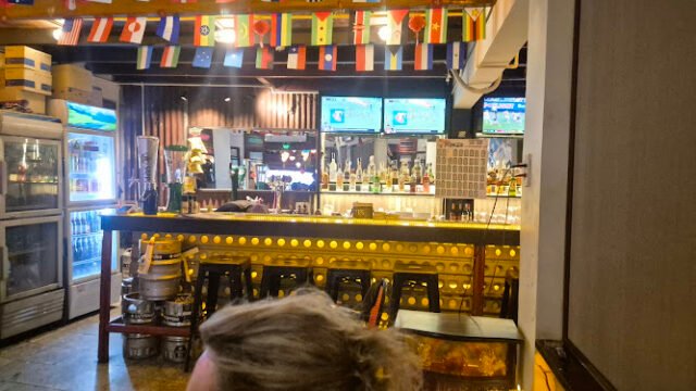 3 Dragons Sports Bar ( No.2 )