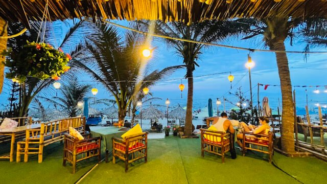The Beach House & Bar An Bang beach - 호이안 해산물 맛집 - Hoi An Seafood Restaurant & Vietnamese Cuisine