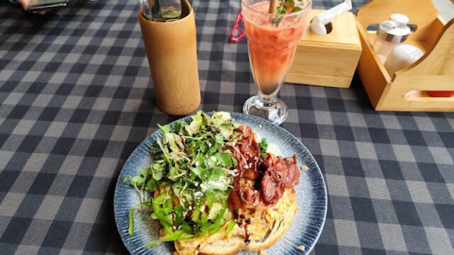 River Square by Em's House Hoi An | Healthy Breakfast- Brunch- Lunch