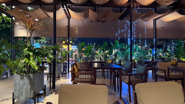 Art Space Restaurant & Bar