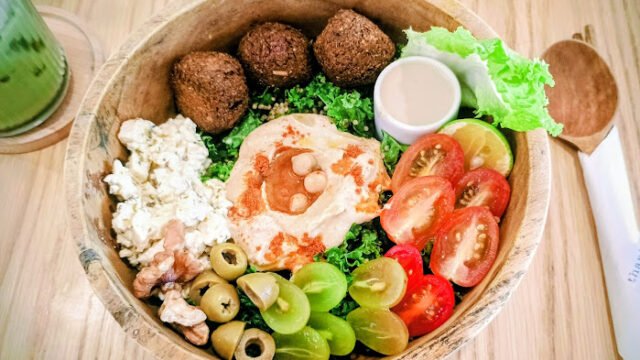 Ivegan Supershop Hoi An - Healthy Plant-based Cafe