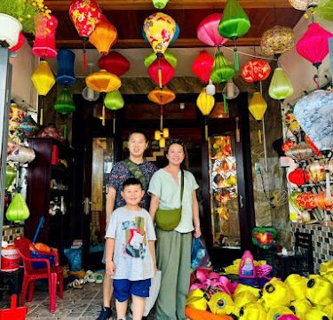 Lady Mai's Lantern Workshop