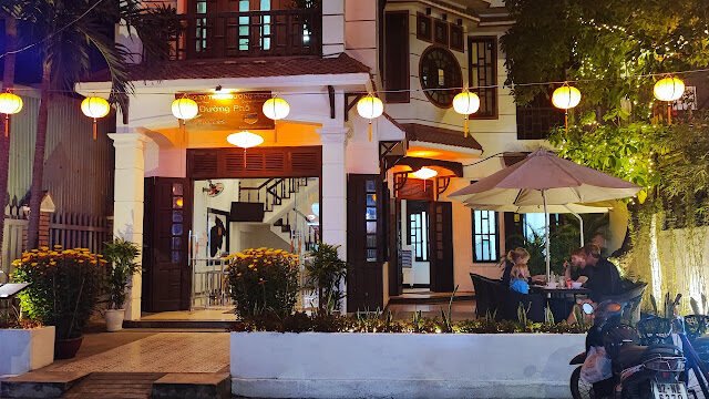 NOODLE House by STREETS