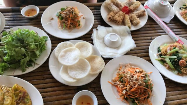 Hoi an eco tour and Papa's cooking class