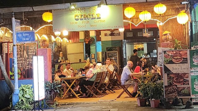 Circle Hoi An Restaurant | Burgers