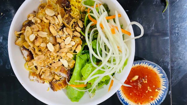 Purple Lantern Restaurant( An Bang Beach Hoi An )