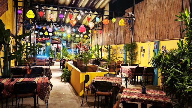 Maxim halal restaurant & cafe ( Hoi an ) ( مطعم حلال )