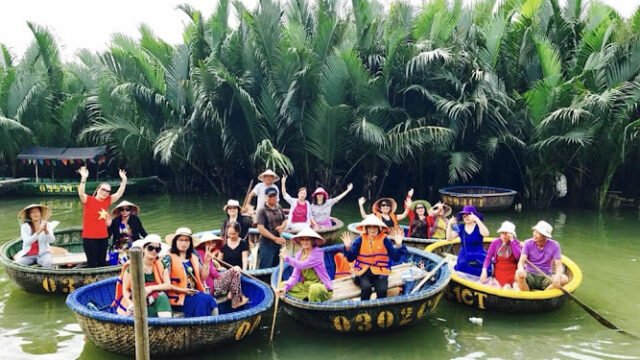 Coconut Boat Hoi An - Coconut village-Rừng Dừa Bảy Mẫu-Hồng family tours- Hồng Rừng Dừa