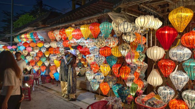 An Hoi Bridge (Hoi An Lantern Bridge)