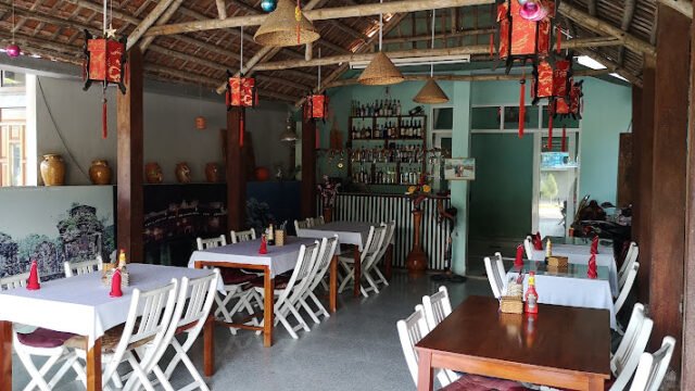 Cỏ Hồng Restaurant