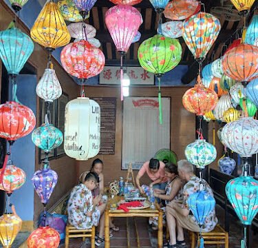 Lantern Thuy Tam