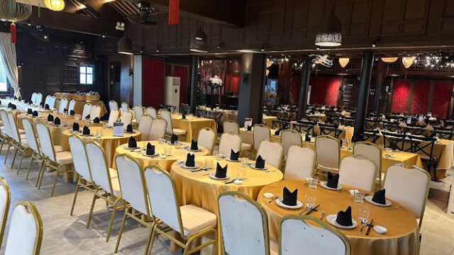 Morning Glory Lounge Bar & Restaurant