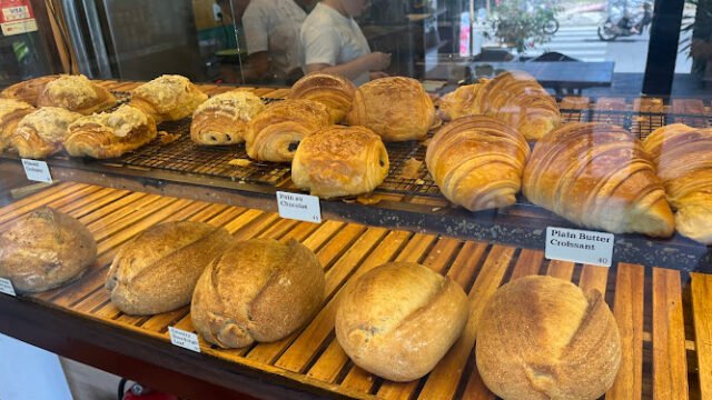 Thom's Sourdough Bakery & Coffee - Tan Thanh beach