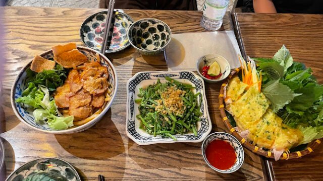 MẸT Hội An - Vietnamese restaurant & Vegetarian Food MET 10