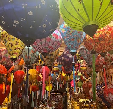 Hằng Dũng Lantern Making Class & Painting Class