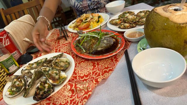 Lucky Beach Restaurant