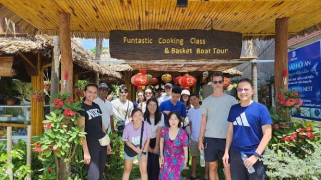 Funtastic Basket Boat Tours & Cooking Class