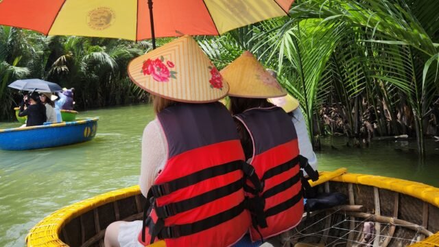 Bicoconut Basket Boat