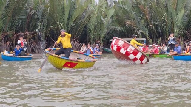 Thuyền Thúng Tượng Thúy