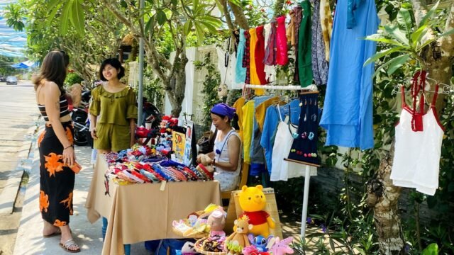 Chợ Phiên Làng Chài Tân Thành