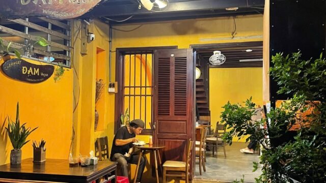 Ba Dam Vegetarian Restaurant