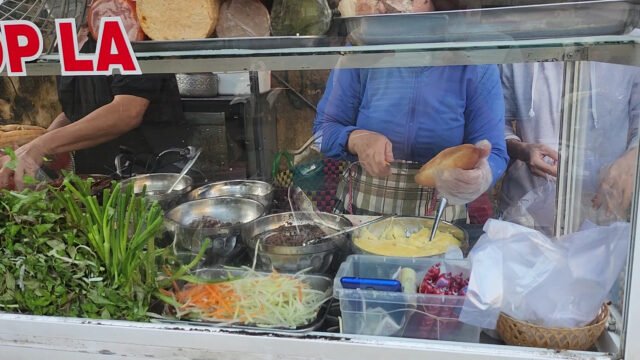 Banh Mi Tam Hoa