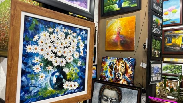 Ry’s Coffee & Art Gallery