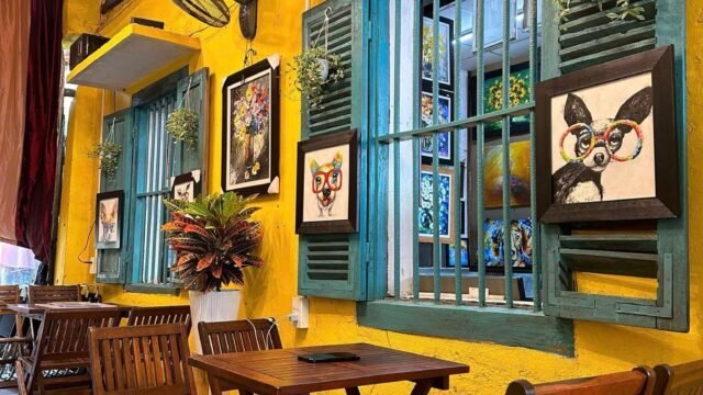 Ry’s Coffee & Art Gallery