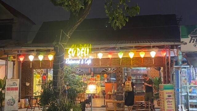 Su Deli Restaurant & Coffee