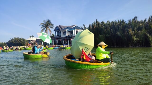 Hacoconut Coconut Basket Boat Tour Hoi An Coconut Village