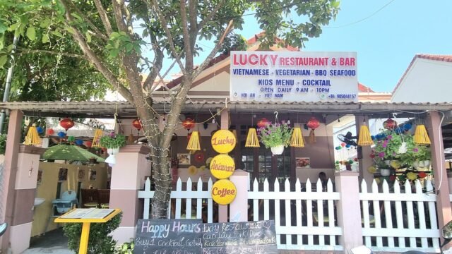 LUCKY RESTAURANT & BAR